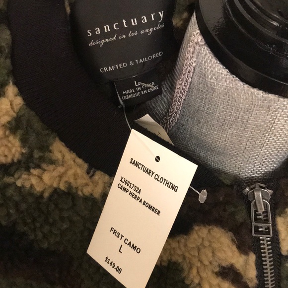 NWT Sanctuary Camp Herpa Bomber - Picture 5 of 8